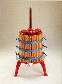 Fruit Press, #45 Ratchet Style, 150 lb Capacity (16" x 22")