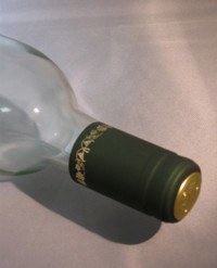 PVC Shrink Caps, Green with Gold Grapes, Bag of 30