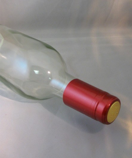 Labels, Shrink Caps, Assorted Bottling - PVC Shrink Caps, Metallic Red, Bag Of 30